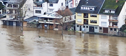 Hochwasser zell Mosel Januar 2024