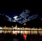Von Kaimt mit Blick auf das Rathaus von Zell und den Pulverturm im Hintergrund
